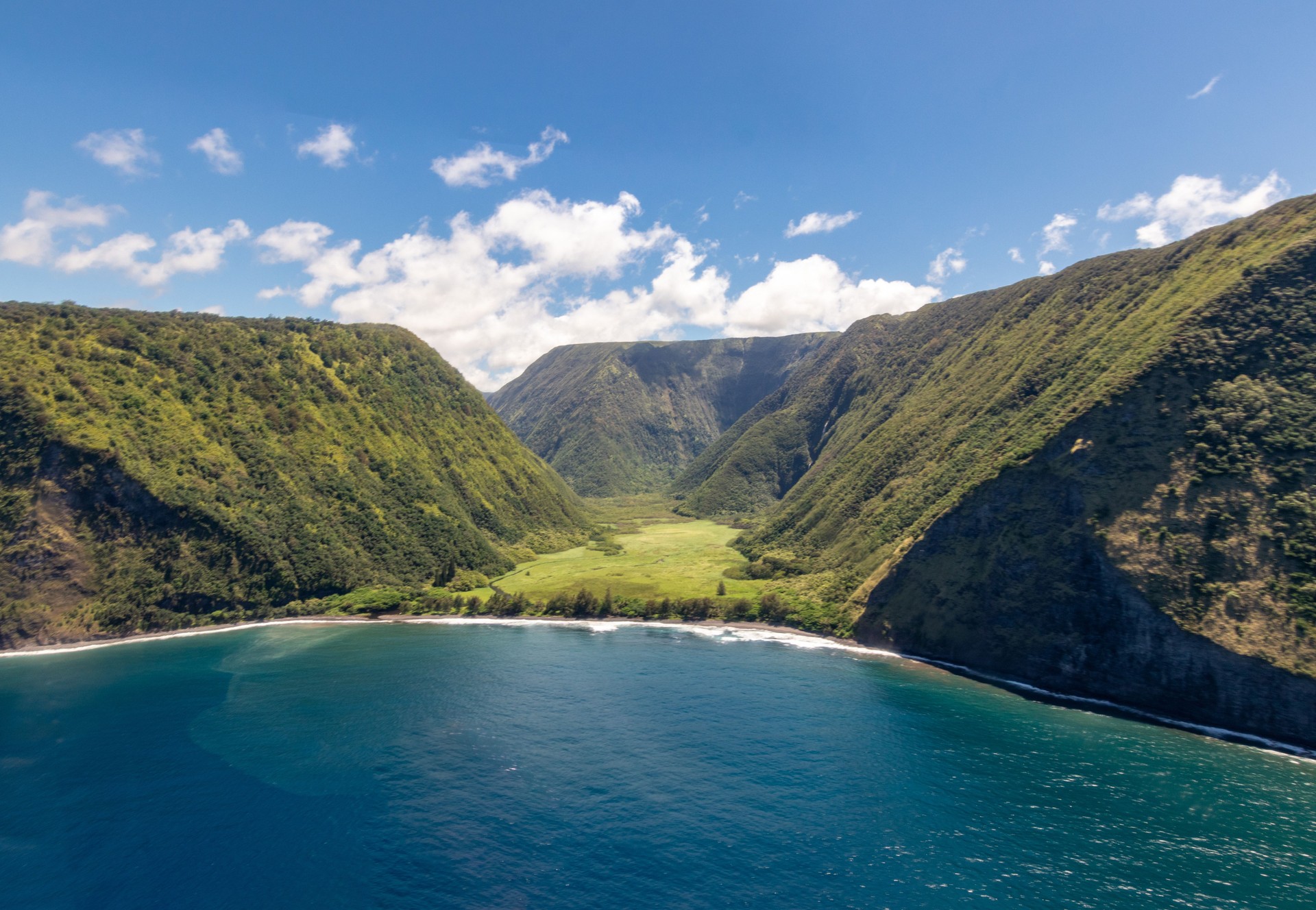 Blue bay with valley Kohala Forest Reserve